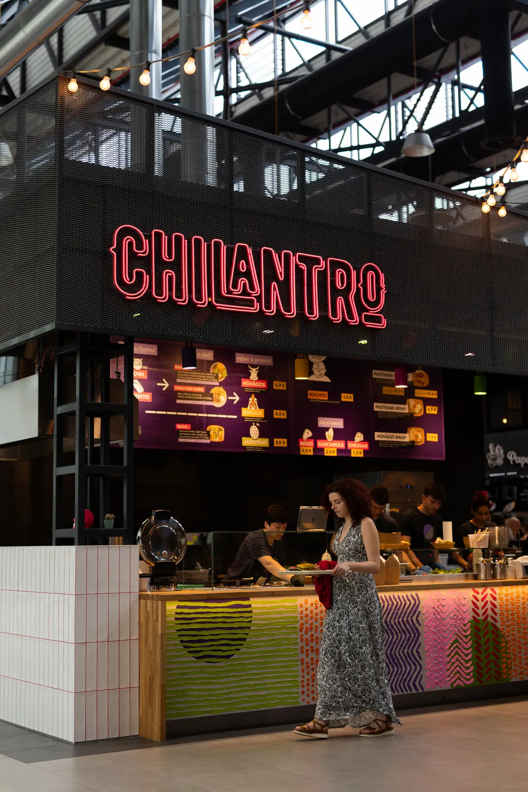 Neon Chilantro — realizace Neonworld