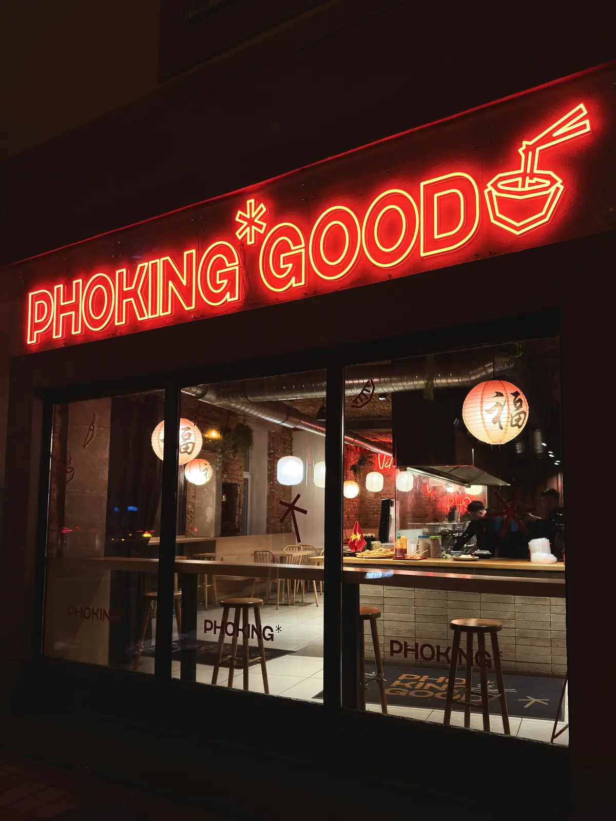 Neon Phoking Good — realizace Neonworld